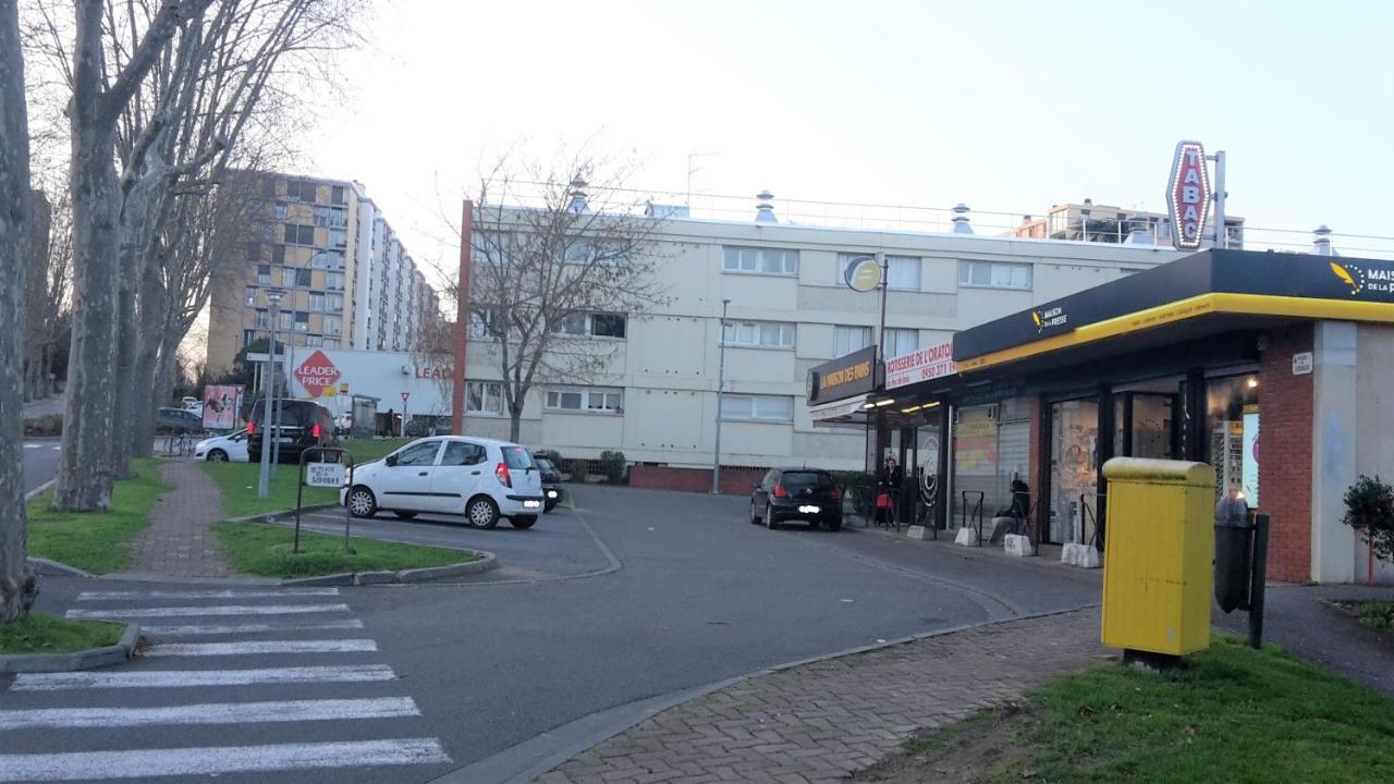 Chambre 1 Personne Et Studio 1 Personne Avec Entree Libre Et Salle De Bain Privee Colomiers Exterior foto
